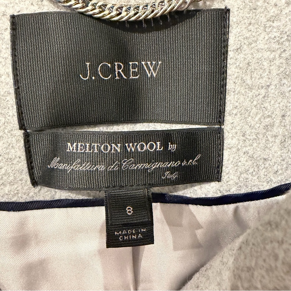 J.CREW WOOL MELTON
TOGGLE COAT HTHR LIGHT GREY SIZE 8 GREAT CONDITION - Picture 6 of 11